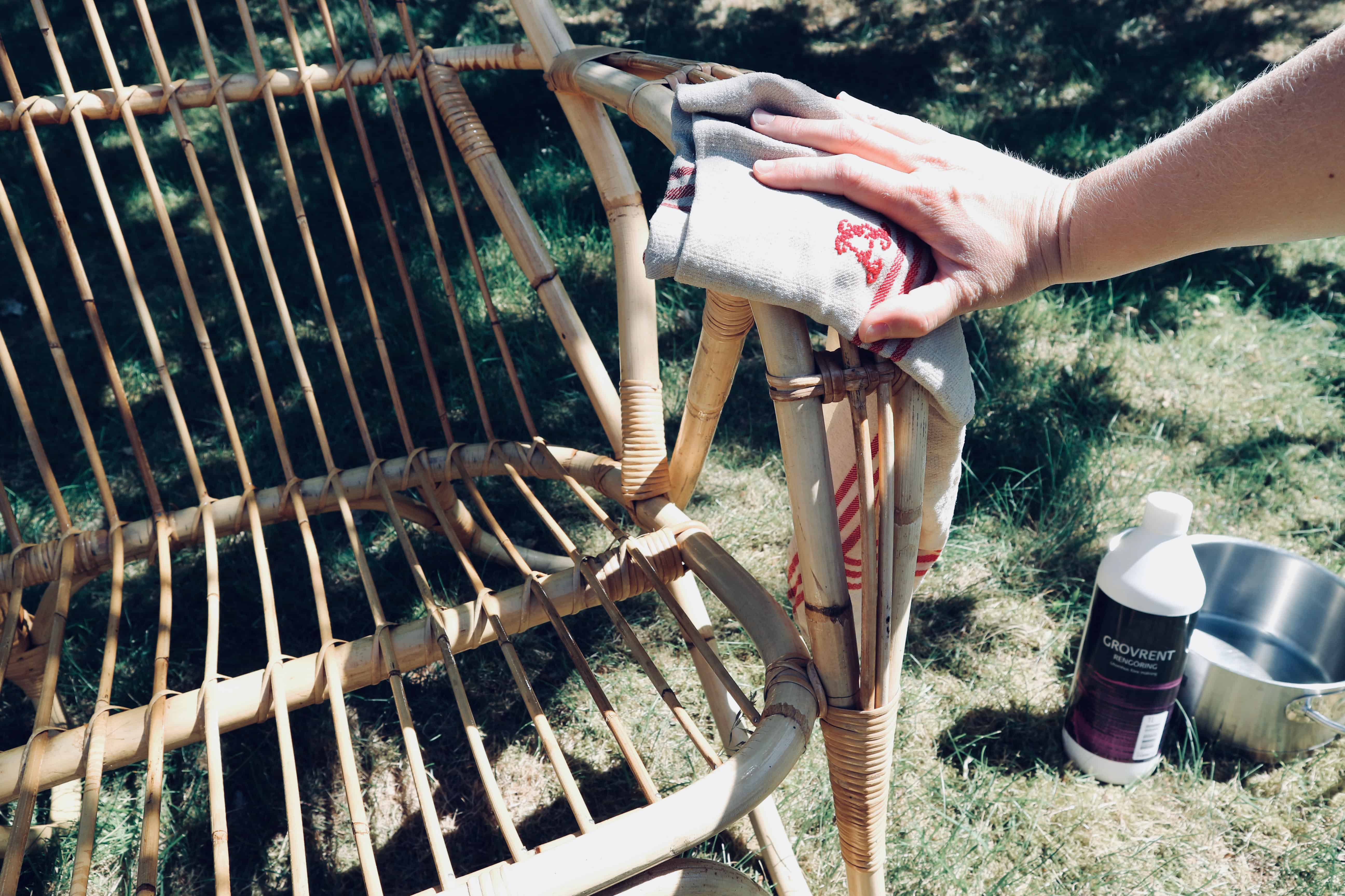 Måla rotting och bambu